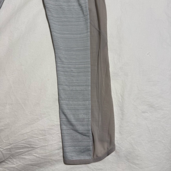 Athleta Gray High Rise Leggings Sz L Mesh Capri Yoga Fitness Running Pants - Picture 4 of 13